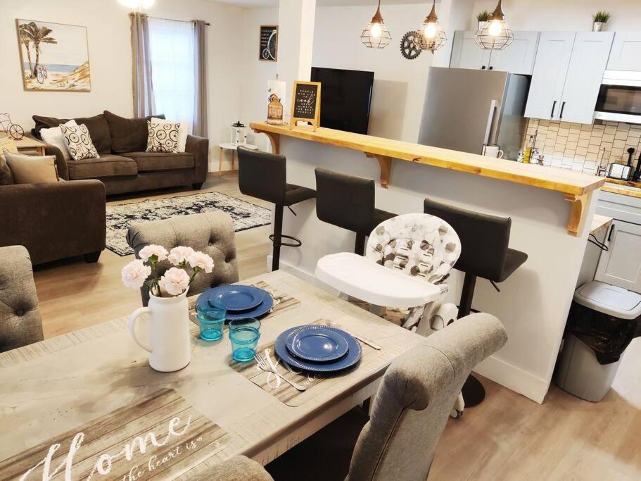 Venice Beach Within 5 Min Drive, Near The Tennis Courts And Park, Sleeps 5 노코미스 외부 사진